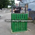 Mechaniczna prasa śrubowa 4 tony do makulatury, folii PET, butelek plastikowych, szmat i tekstyliów