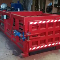 Горизонтальный пресс 30 тонн для макулатуры